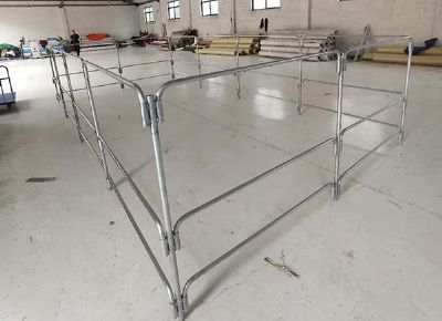 點(diǎn)擊查看詳細(xì)信息<br>標(biāo)題：支架水池 閱讀次數(shù)：5847